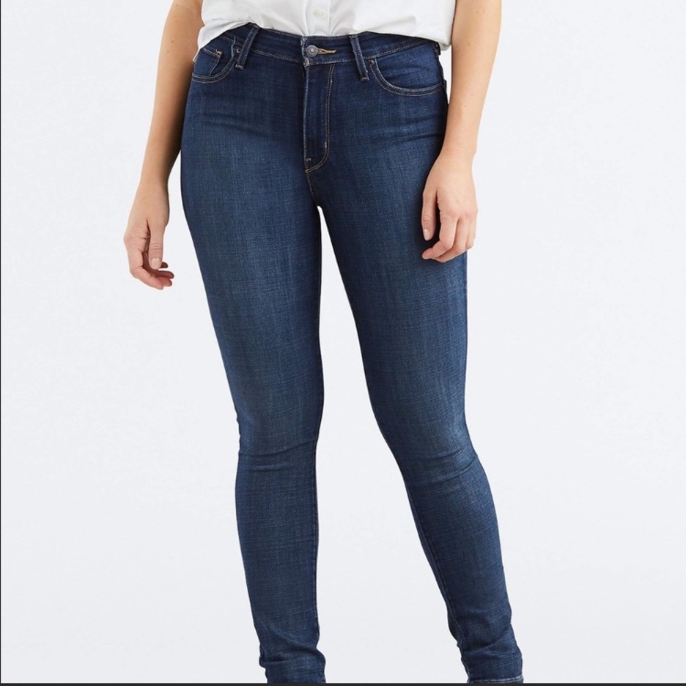 Levi’s High Rise Skinny Jeans 721 Size 28 Like New 28” Inseam Dark Wash VEUC